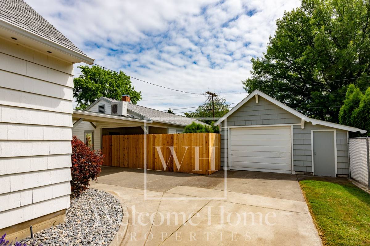Apartment for rent at 521 Ankeny St, Walla Walla, WA 99362