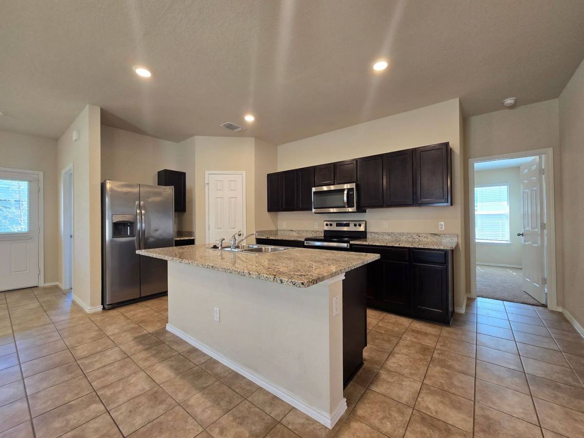 House for rent at 6009 Harriet Tubman Ave, Killeen, TX 76543