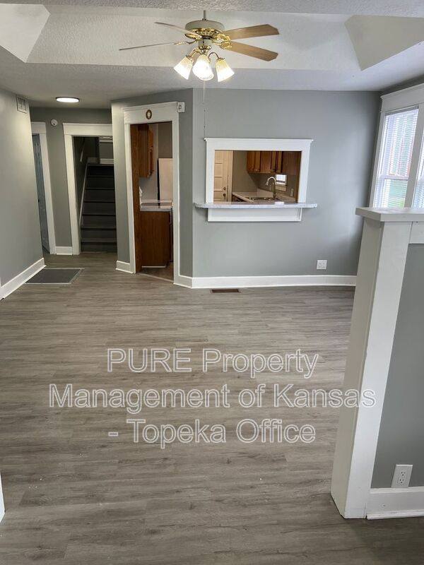House for rent at 937 SW Jewell Ave, Topeka, KS 66606