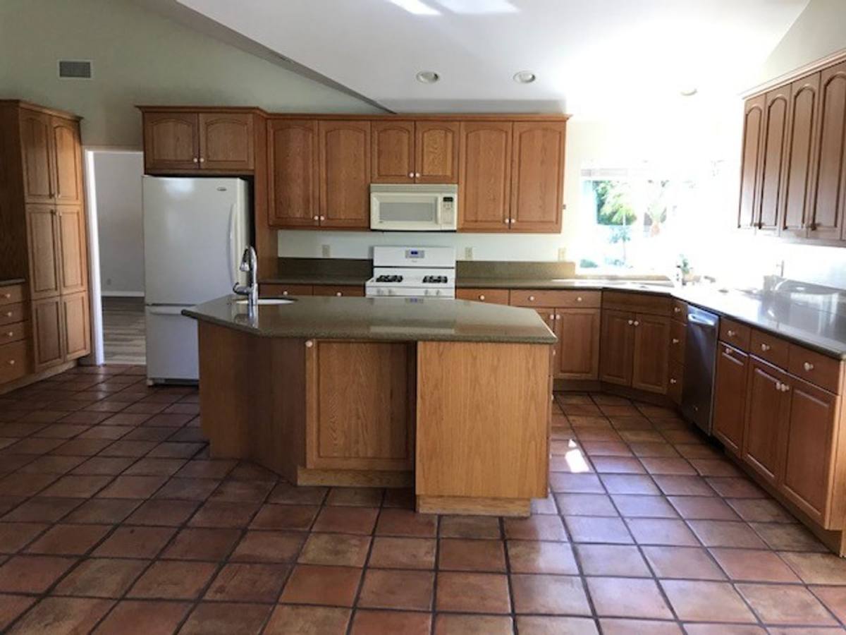 House for rent at 157 N Linden Dr, Ventura, CA 93004