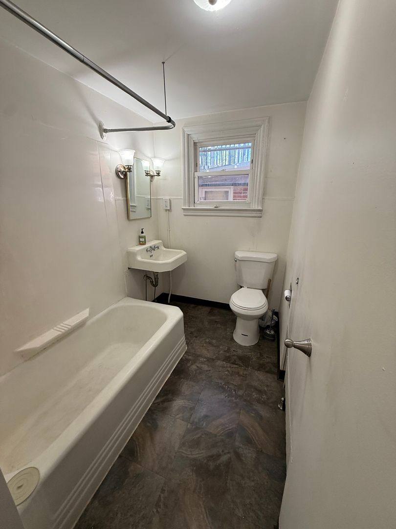Apartment for rent at 631 E 5th St, Bethlehem, PA 18015