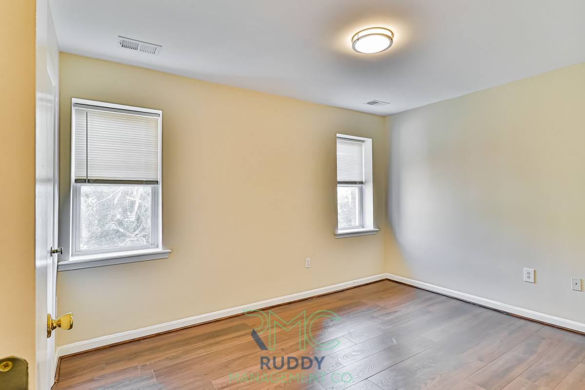 Apartment for rent at 3130 Buena Vista Terracce, Washington, DC 20020