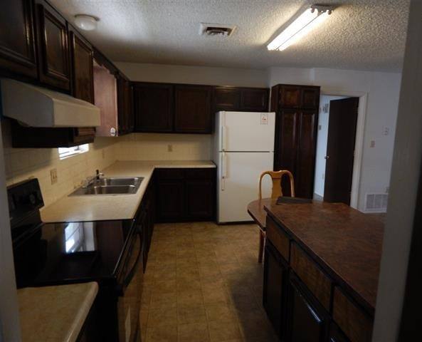 House for rent at 2306 E Olive St, Deming, NM 88030
