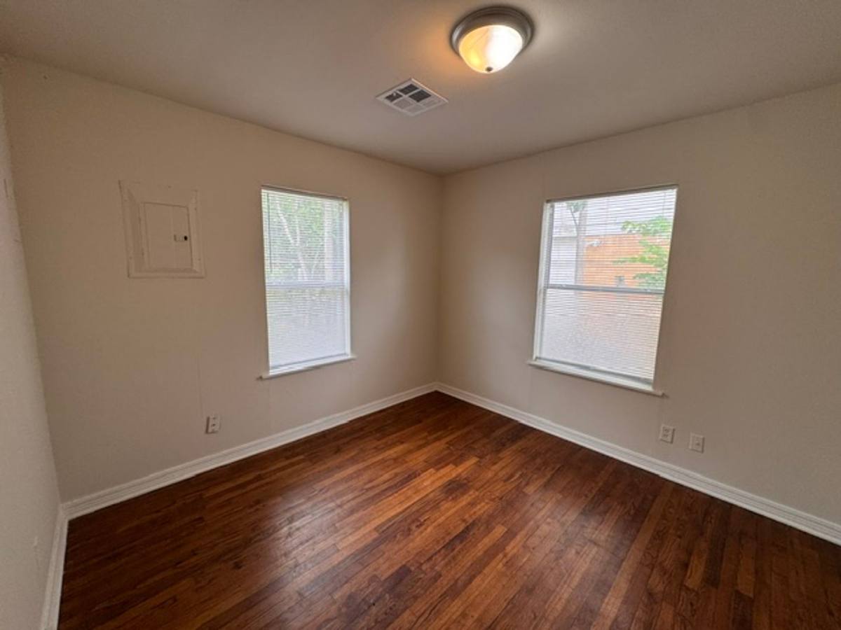 House for rent at 911 Nebraska St, Norman, OK 73069