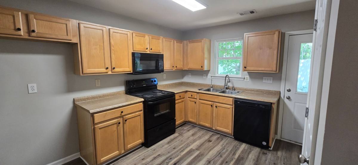 House for rent at 204 Oconee Way, Canton, GA 30114