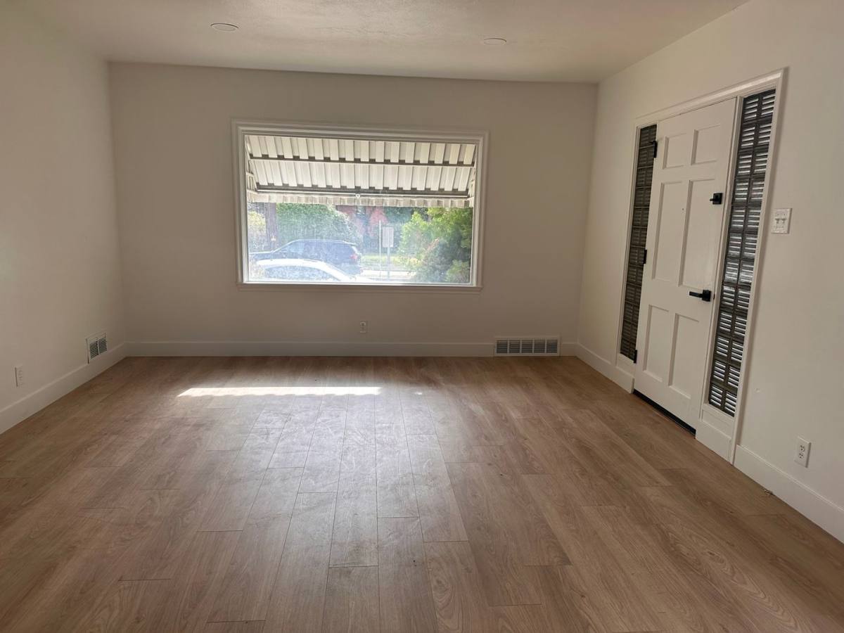 Apartment for rent at 1433 E 2700 S, Salt Lake City, UT 84106