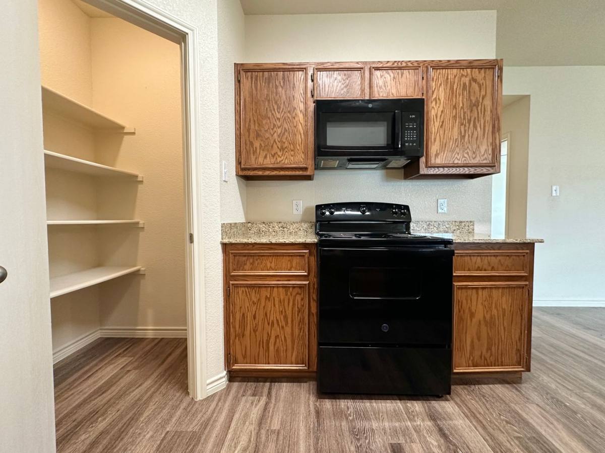 Townhouse for rent at 906 Childress Dr, Temple, TX 76502