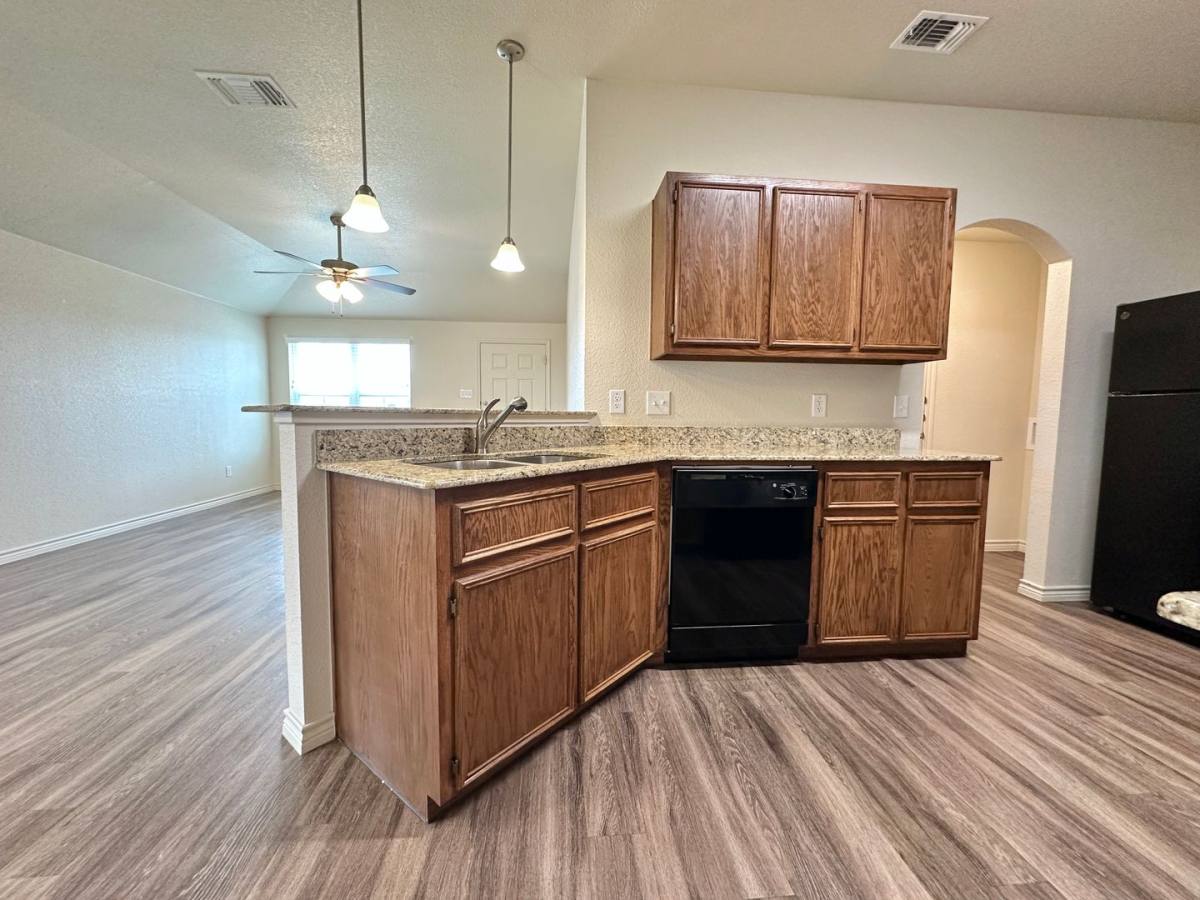Townhouse for rent at 906 Childress Dr, Temple, TX 76502