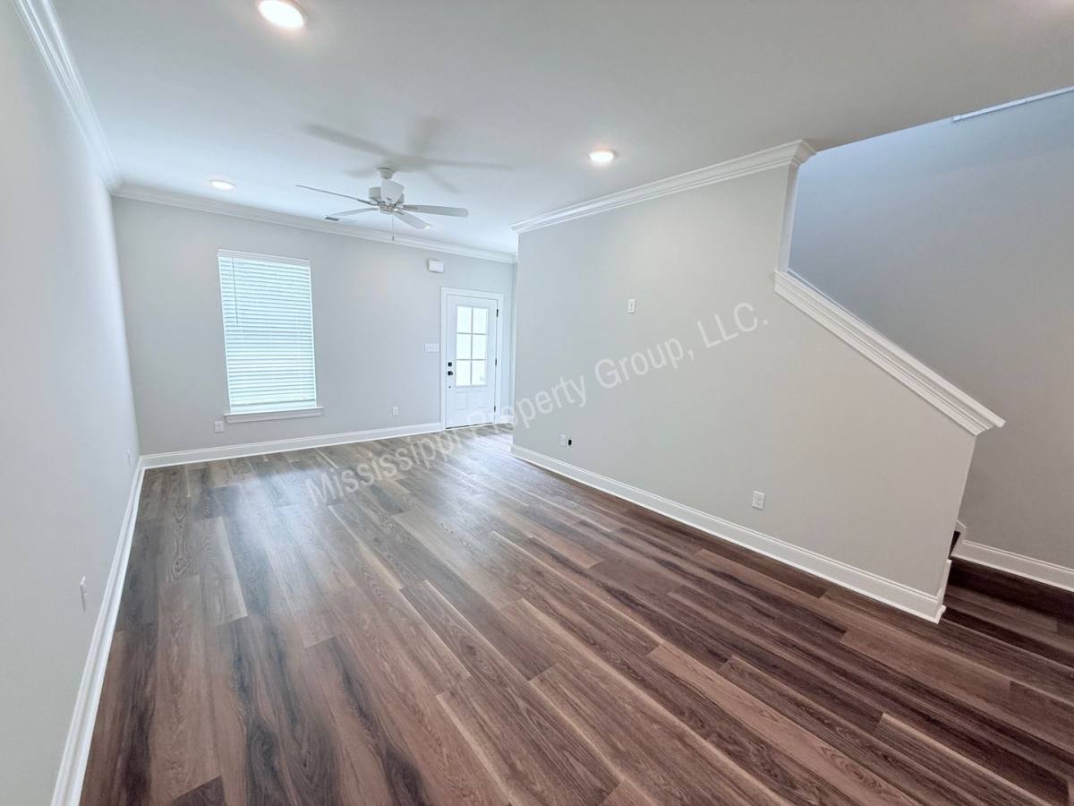Townhouse for rent at 3518 Fenwick Way, Oxford, MS 38655