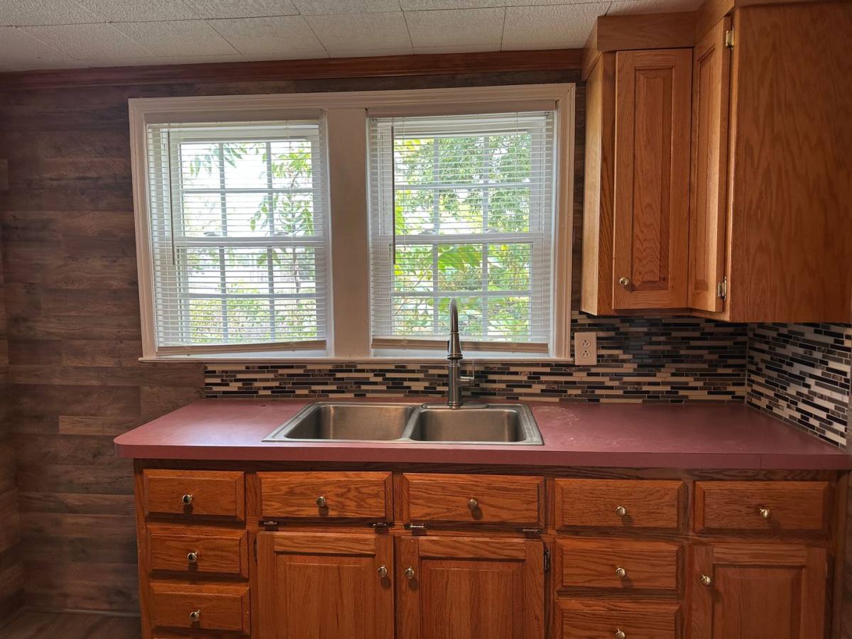House for rent at 420 W Mountain Dr, Fayetteville, NC 28306