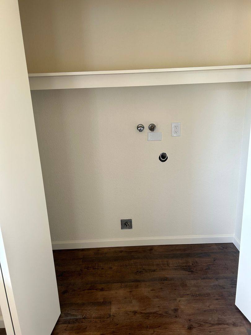 Apartment for rent at 1208 Newberg Highway, Woodburn, OR 97071