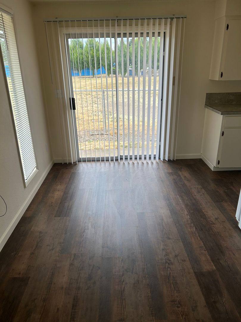 Apartment for rent at 1208 Newberg Highway, Woodburn, OR 97071