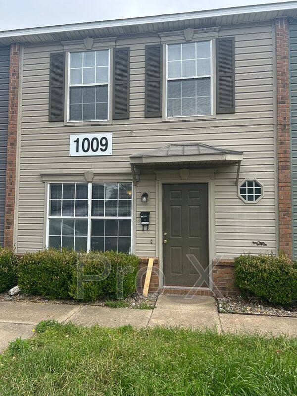 Townhouse for rent at 1009 SE J St A B C-Se -B, Bentonville, AR 72712