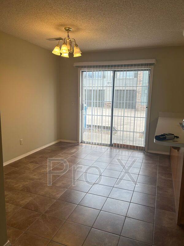 Townhouse for rent at 1009 SE J St A B C-Se -B, Bentonville, AR 72712