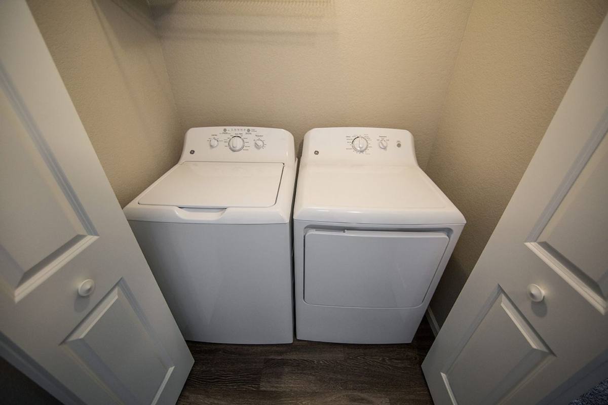 Apartment for rent at 2123 4th St SW, Waverly, IA 50677