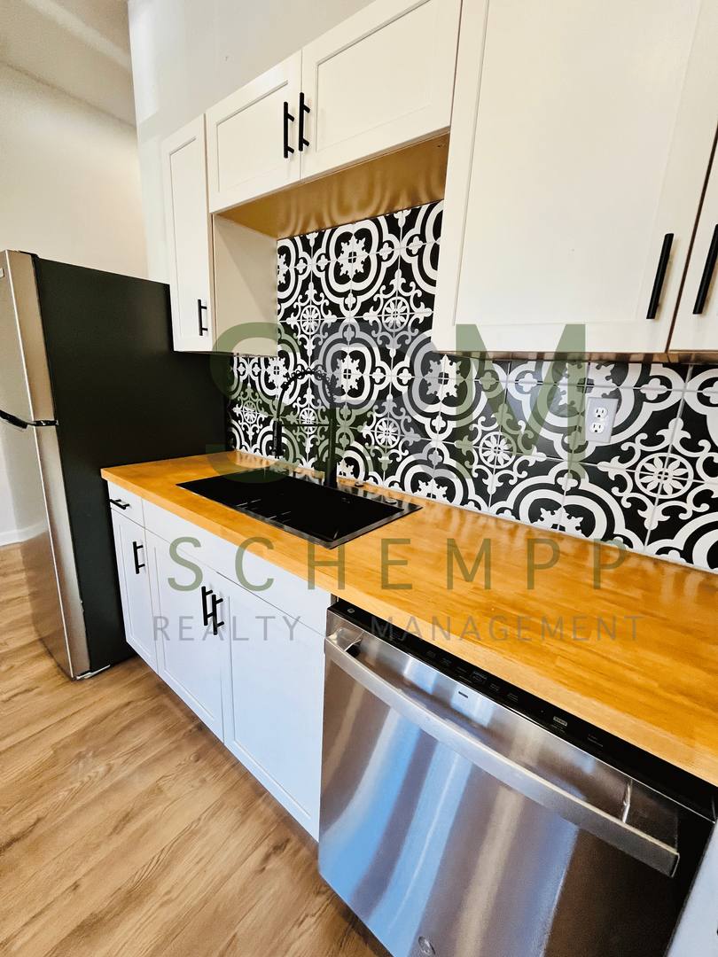 Apartment for rent at 518-520 Camp St, Louisville, KY 40203