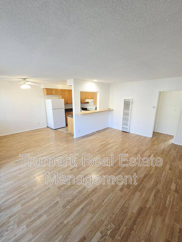 Apartment for rent at 332 Cornell Dr #F, Burbank, CA 91504