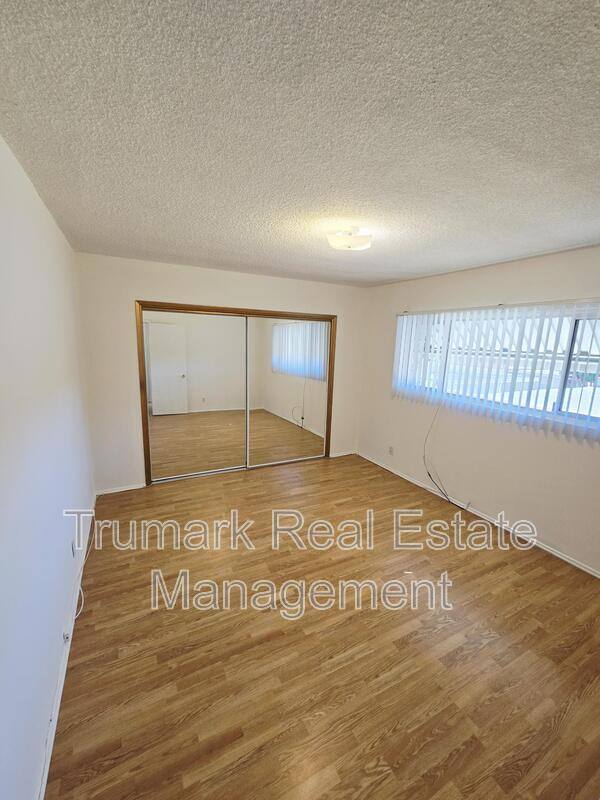 Apartment for rent at 332 Cornell Dr #F, Burbank, CA 91504