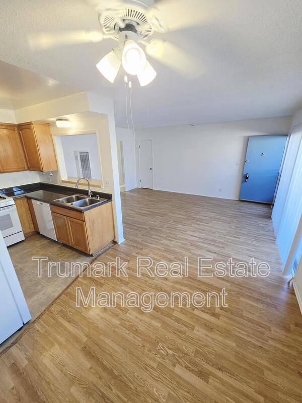 Apartment for rent at 332 Cornell Dr #F, Burbank, CA 91504