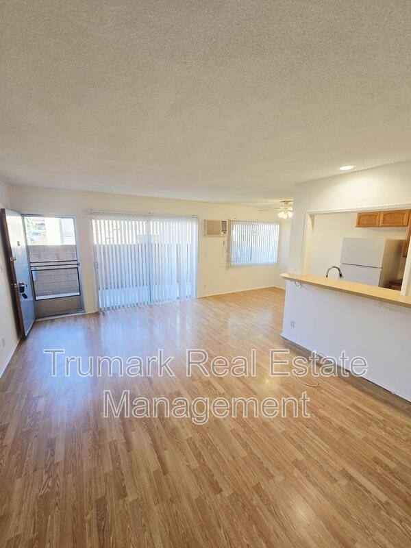 Apartment for rent at 332 Cornell Dr #F, Burbank, CA 91504