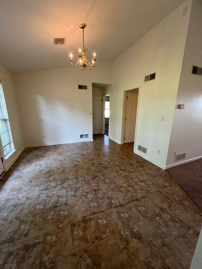 Apartment for rent at 9-12 Eastwick Lane, Carlisle, PA 17015