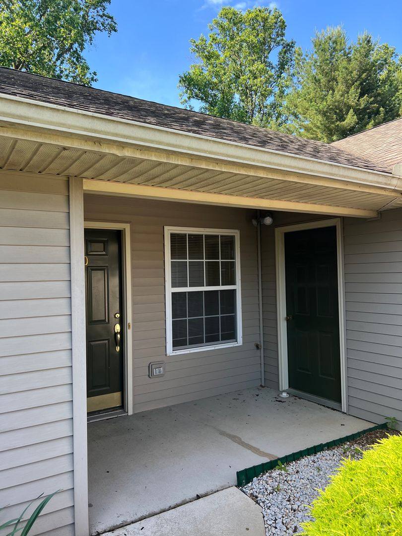 Apartment for rent at 9-12 Eastwick Lane, Carlisle, PA 17015