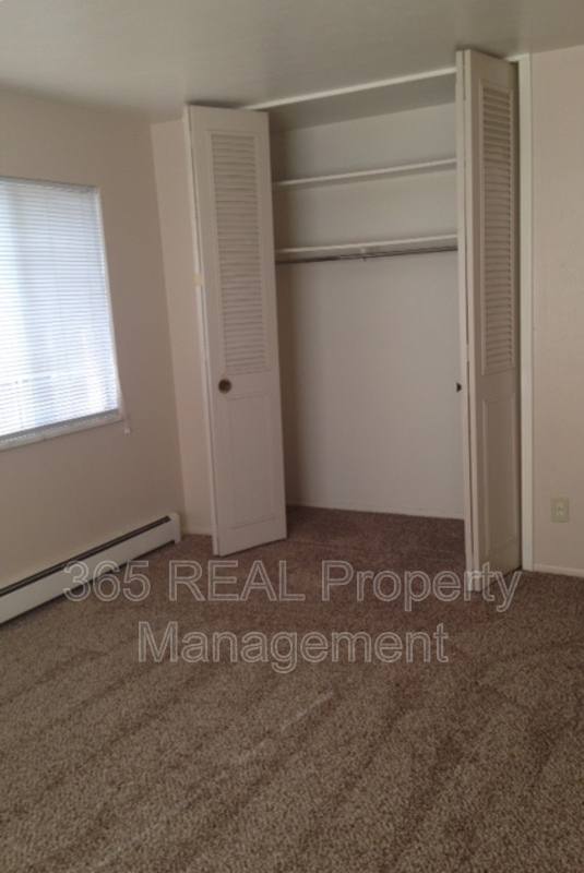 Apartment for rent at 1620 9th Ave #8, Greeley, CO 80631