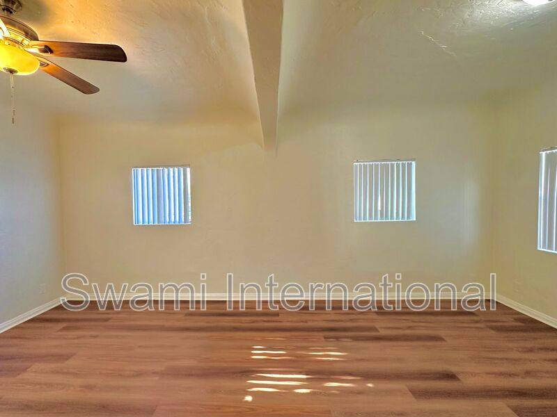 Apartment for rent at 2080 Chestnut Ave, Long Beach, CA 90806