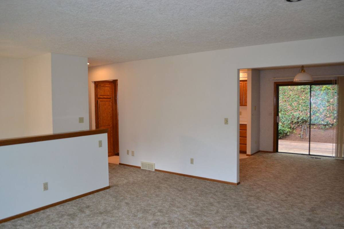 House for rent at 2188 Joplin St S, Salem, OR 97302