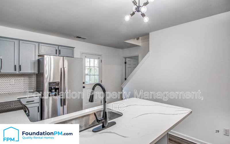 House for rent at 484 High Point Terrace, Memphis, TN 38122