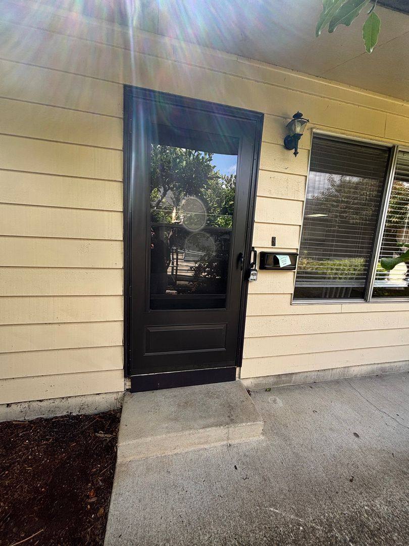 Apartment for rent at 127-129 E Jersey St, Gladstone, OR 97027