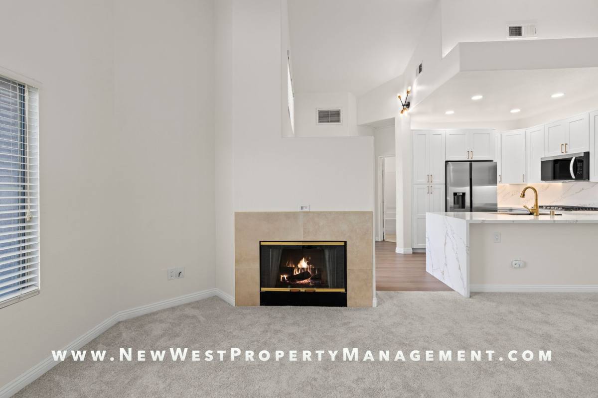 Townhouse for rent at 5522 Renaissance #1, San Diego, CA 92122