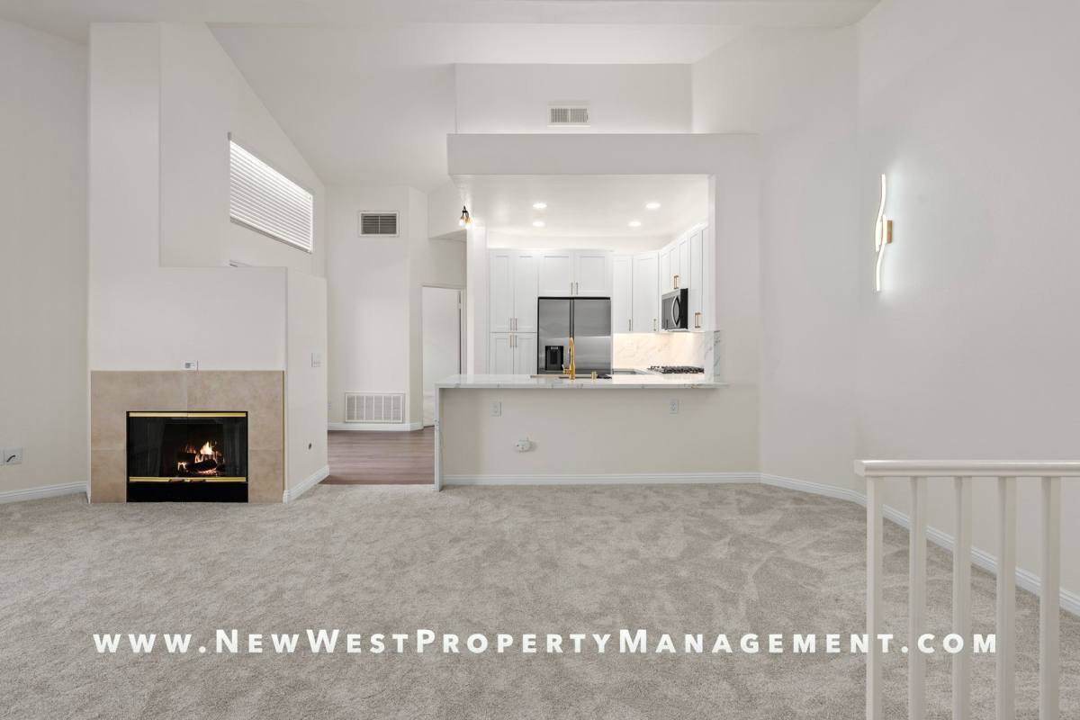 Townhouse for rent at 5522 Renaissance #1, San Diego, CA 92122