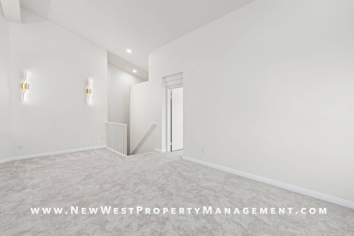 Townhouse for rent at 5522 Renaissance #1, San Diego, CA 92122