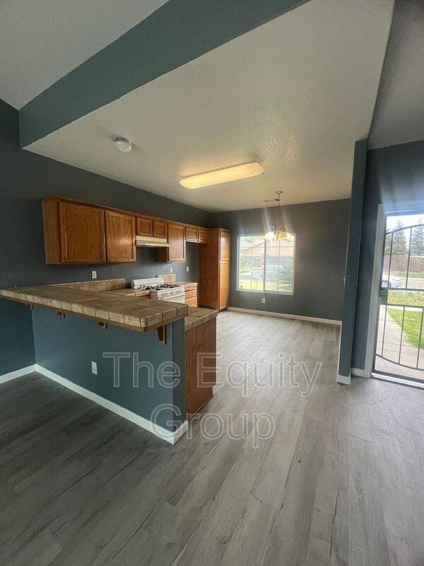 House for rent at 30743 Cottontail St, Visalia, CA 93291