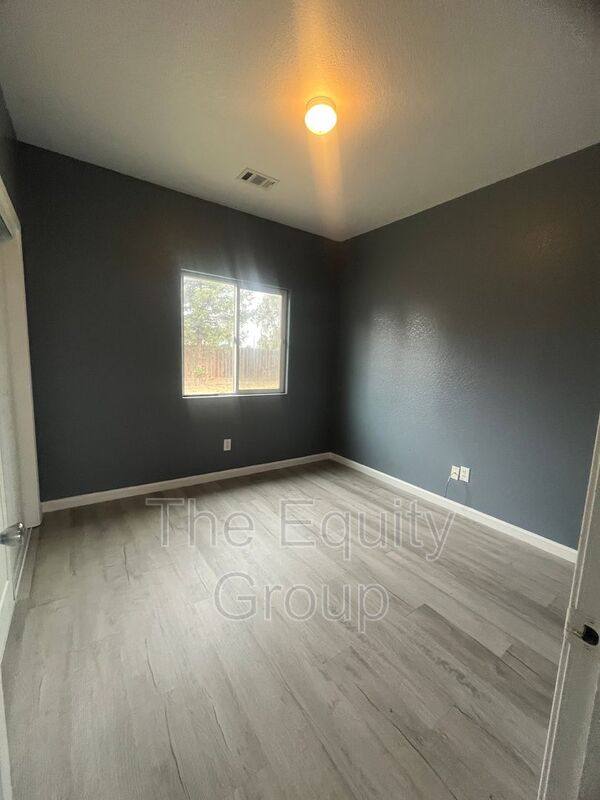 House for rent at 30743 Cottontail St, Visalia, CA 93291