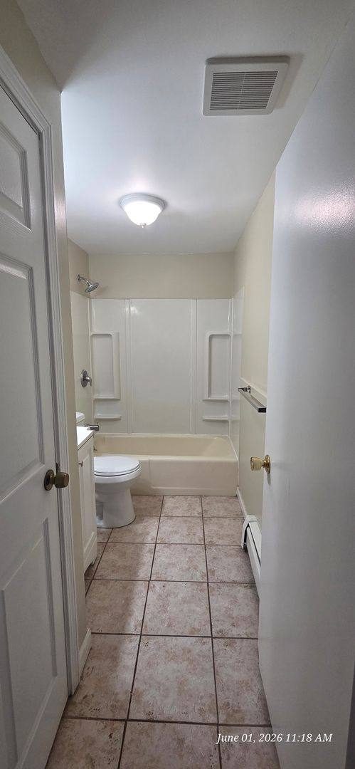Apartment for rent at 11 Lancelot Court, Salem, NH 03079