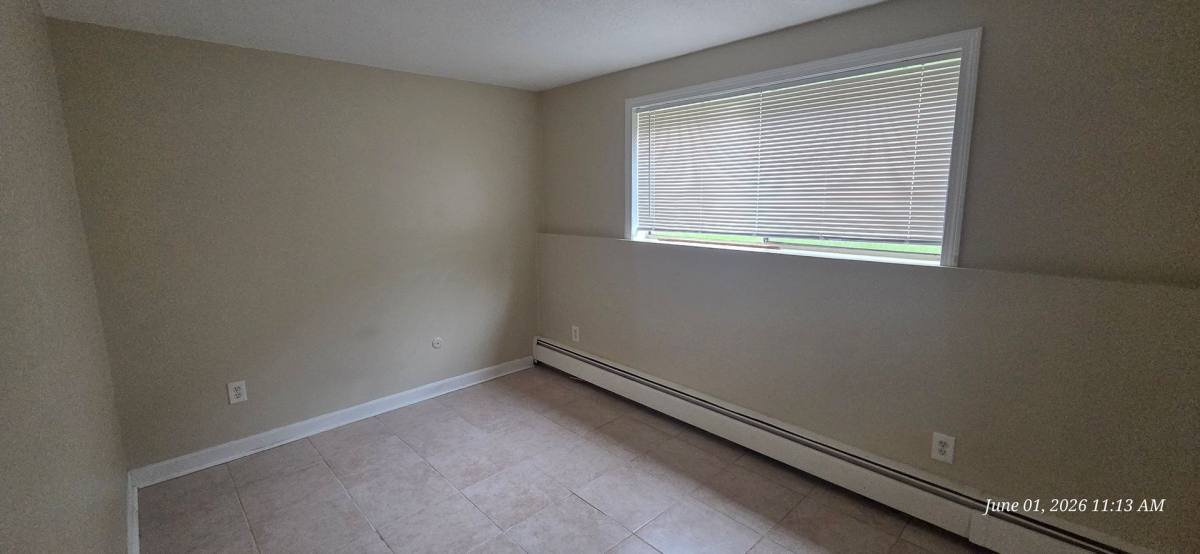 Apartment for rent at 11 Lancelot Court, Salem, NH 03079