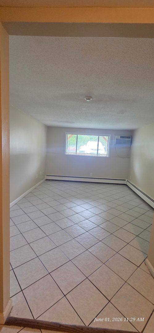 Apartment for rent at 11 Lancelot Court, Salem, NH 03079