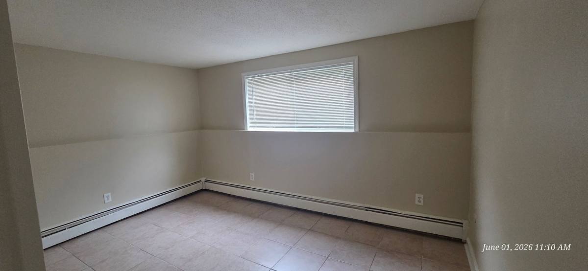 Apartment for rent at 11 Lancelot Court, Salem, NH 03079