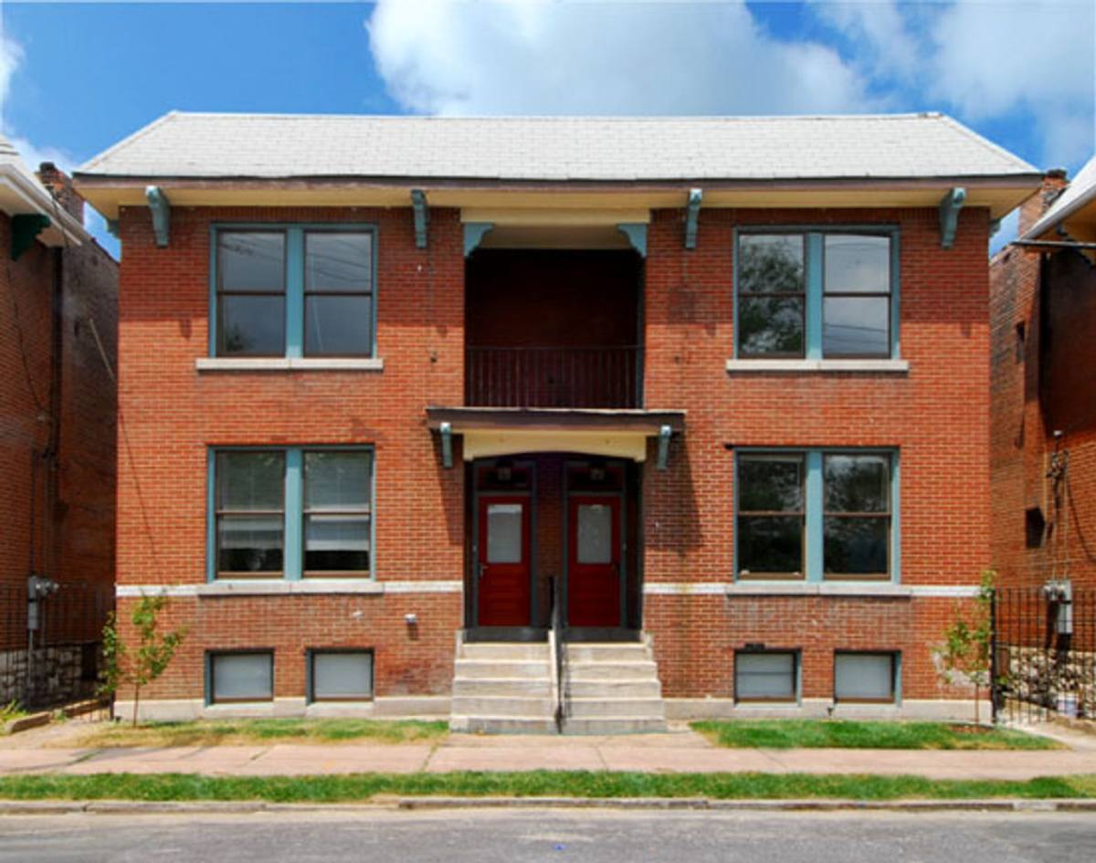 Apartment for rent at 1021-23 S Boyle Ave, Saint Louis, MO 63110