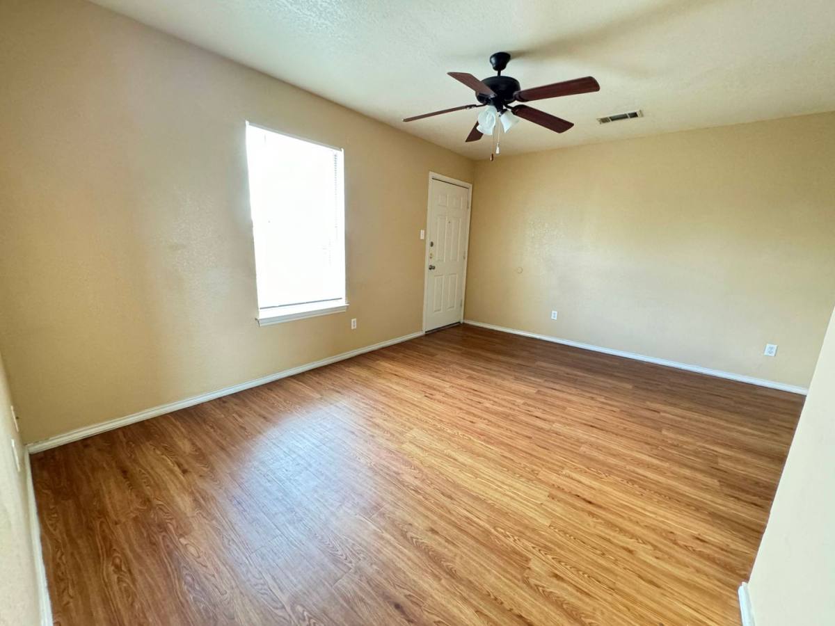 Apartment for rent at 1601 Cedarhill Dr, Killeen, TX 76543