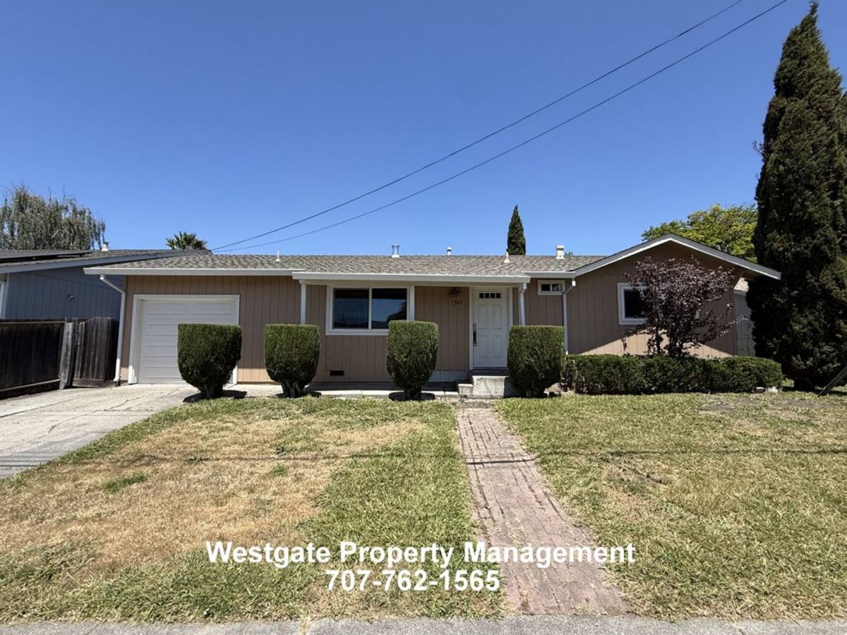House for rent at 1340 Ramona Lane, Petaluma, CA 94954