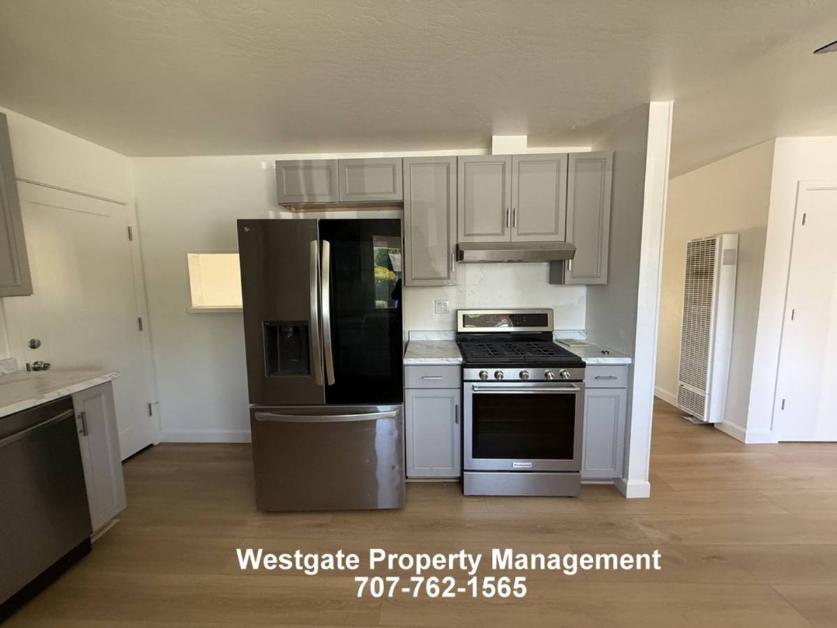 House for rent at 1340 Ramona Lane, Petaluma, CA 94954