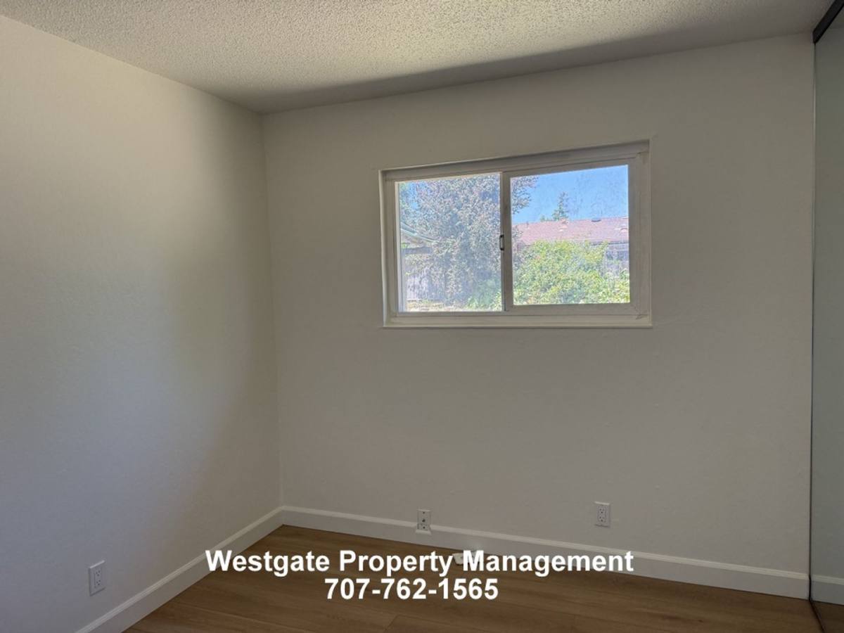 House for rent at 1340 Ramona Lane, Petaluma, CA 94954