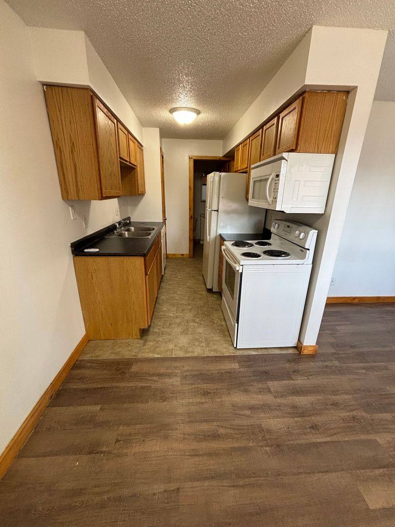 Apartment for rent at 1322 5th Ave S, La Crosse, WI 54601