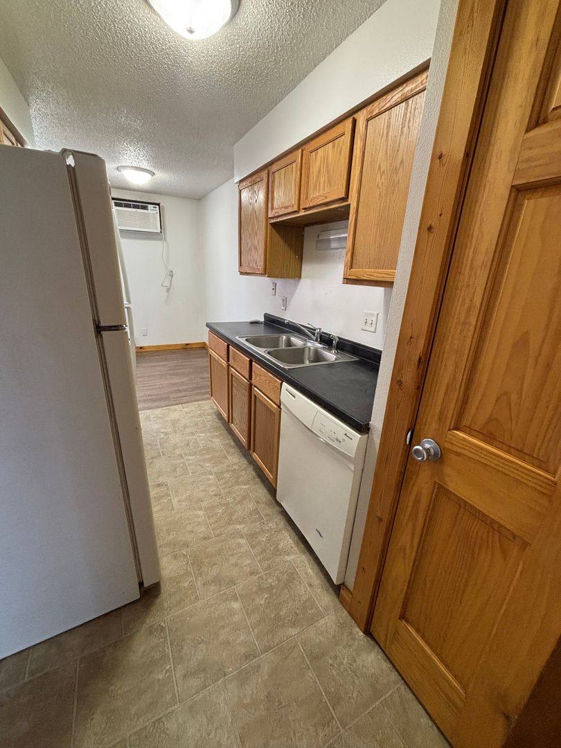 Apartment for rent at 1322 5th Ave S, La Crosse, WI 54601