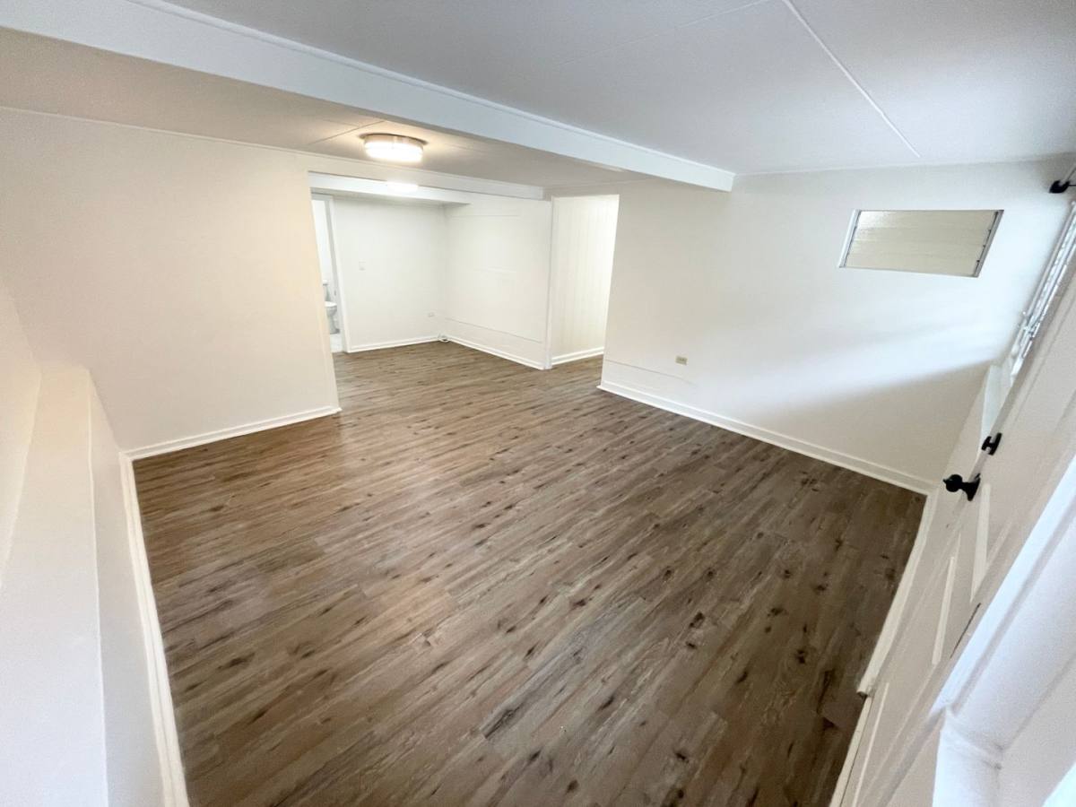 Apartment for rent at 2355 Orchid St, Honolulu, HI 96816