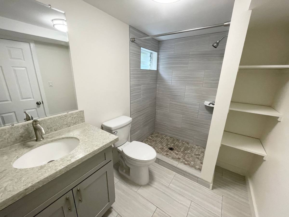 Apartment for rent at 2355 Orchid St, Honolulu, HI 96816
