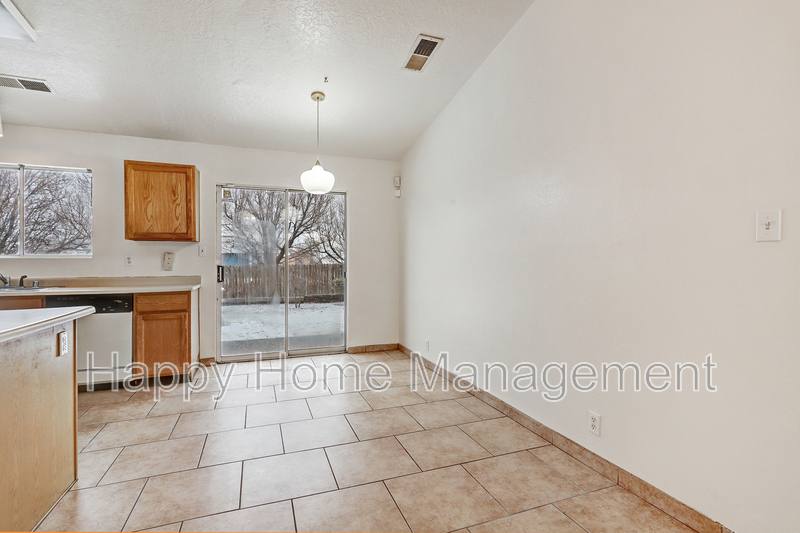 House for rent at 1312 Quartz Dr SW, Albuquerque, NM 87121